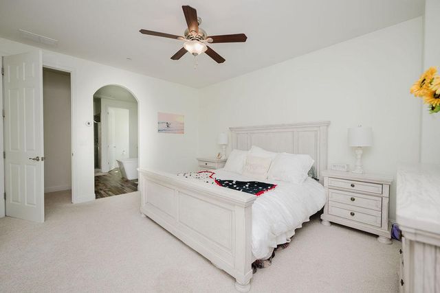 1671 E Bella Fiore Drive, Fresno, CA 93730