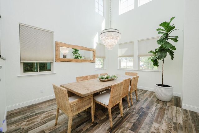 1671 E Bella Fiore Drive, Fresno, CA 93730