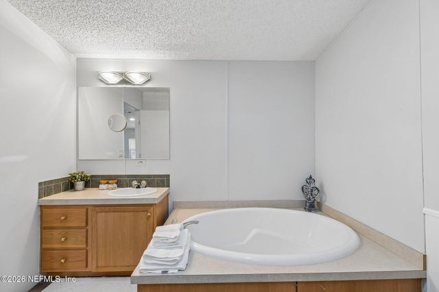 1860 FOREST Boulevard, Jacksonville, FL 32246