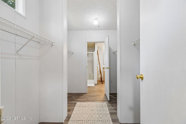 1860 FOREST Boulevard, Jacksonville, FL 32246