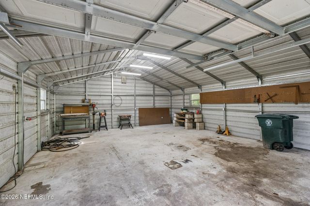 1860 FOREST Boulevard, Jacksonville, FL 32246