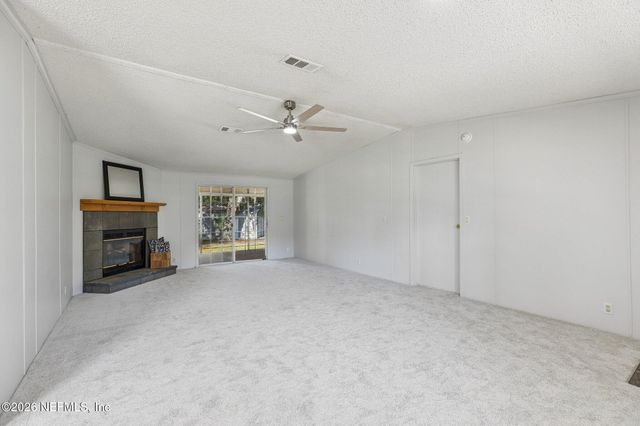 1860 FOREST Boulevard, Jacksonville, FL 32246