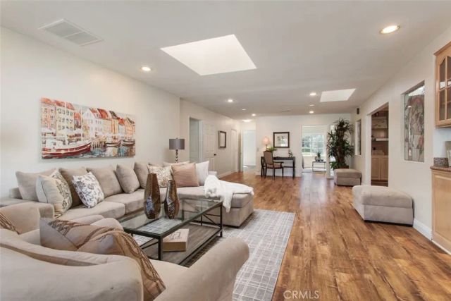 8541 Duarte Road, San Gabriel, CA 91775
