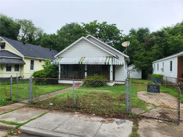 132 Ash AVE, Newport News, VA 23607