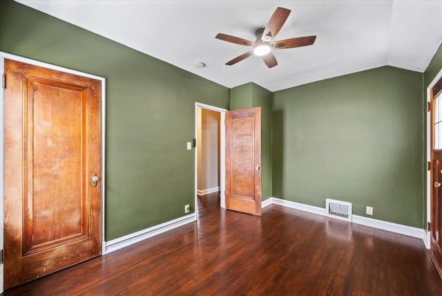 402 N 74th STREET, Milwaukee, WI 53213