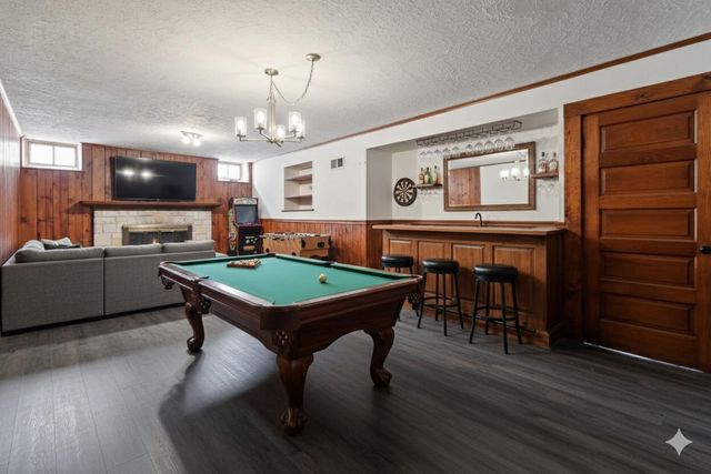 402 N 74th STREET, Milwaukee, WI 53213