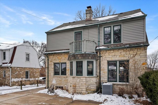 402 N 74th STREET, Milwaukee, WI 53213