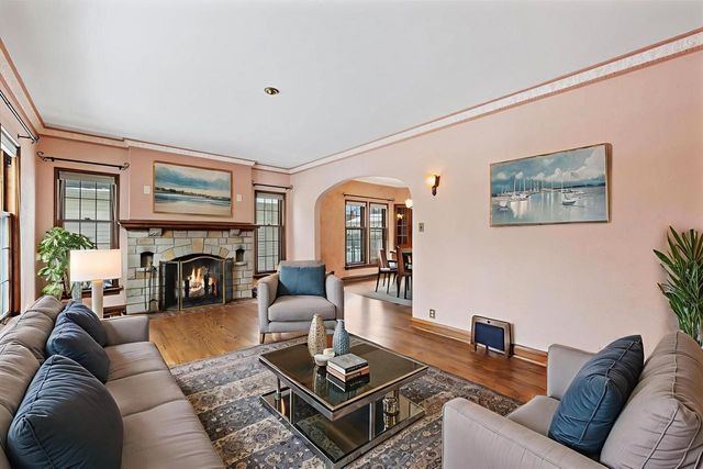 402 N 74th STREET, Milwaukee, WI 53213