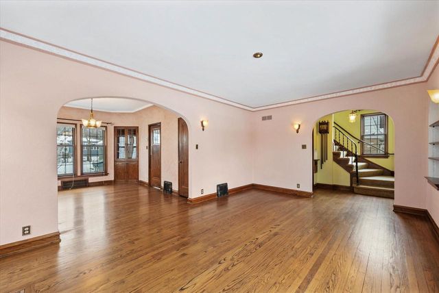 402 N 74th STREET, Milwaukee, WI 53213