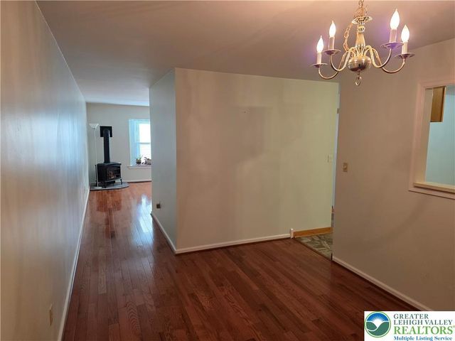 161 West 30 th Street, Allen Twp, PA 18067