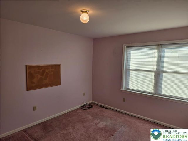 161 West 30 th Street, Allen Twp, PA 18067