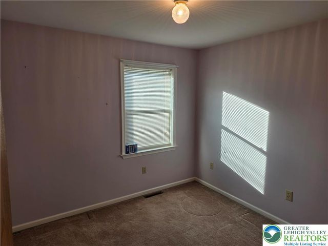 161 West 30 th Street, Allen Twp, PA 18067