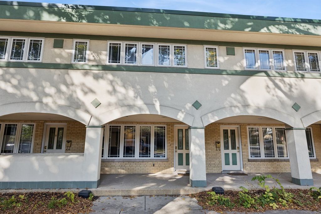 245 S Oak Park Avenue C, Oak Park, IL 60302 — exterior