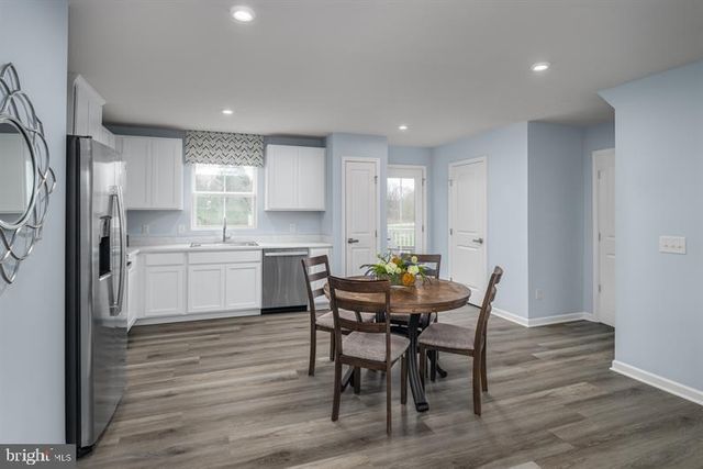 100 LIMESTONE DR, Dillsburg, PA 17019