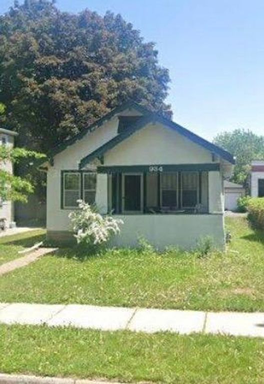 934 Ottawa Avenue, West Saint Paul, MN 55118