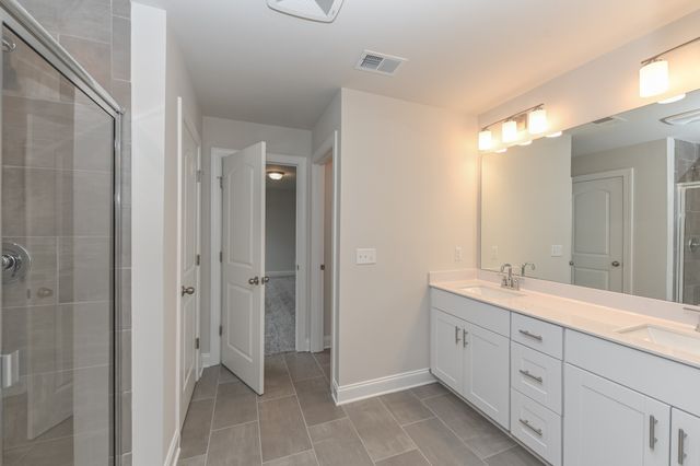 1255 Dutch Peak, Lebanon, TN 37090