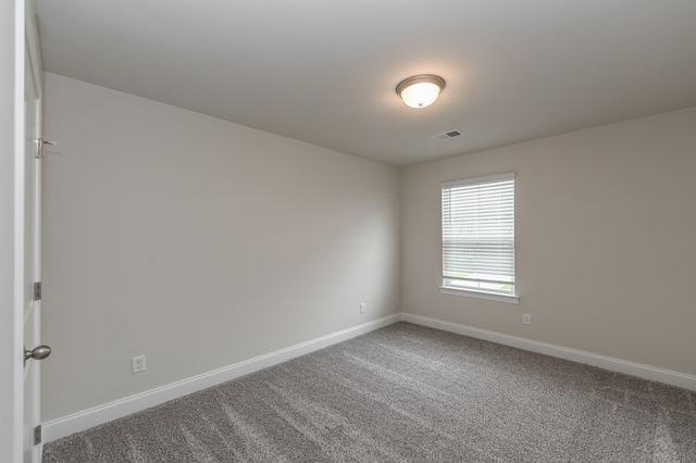 1255 Dutch Peak, Lebanon, TN 37090