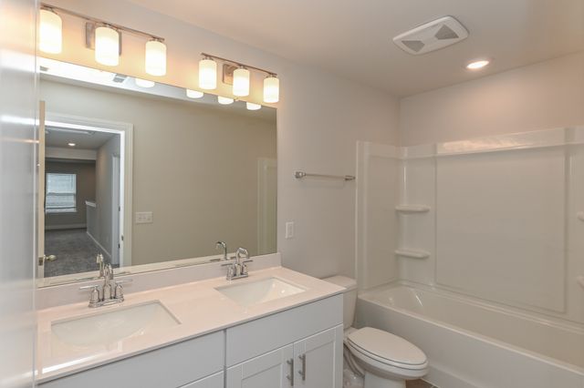 1255 Dutch Peak, Lebanon, TN 37090