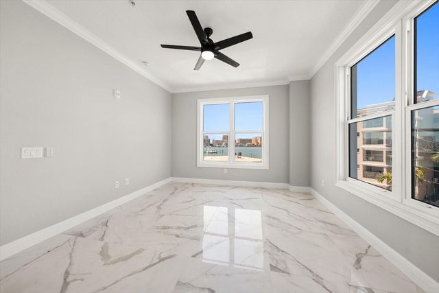 211 DOLPHIN POINT 303, Clearwater, FL 33767