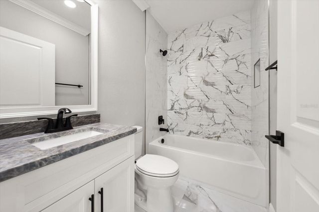 211 DOLPHIN POINT 303, Clearwater, FL 33767