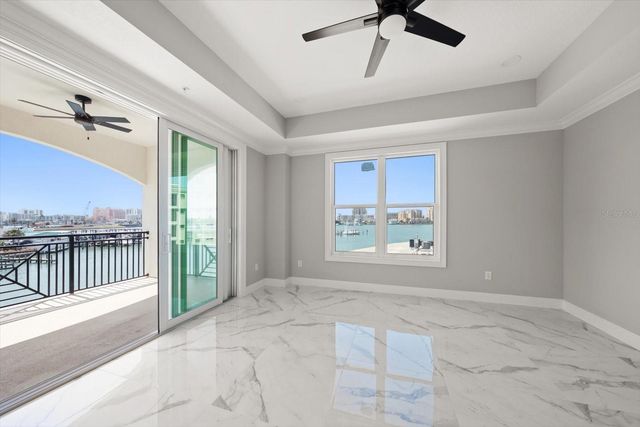 211 DOLPHIN POINT 303, Clearwater, FL 33767