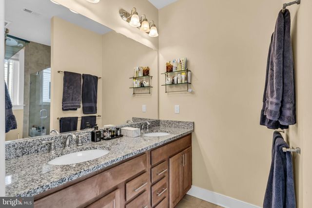 423 NOTTOWAY WALK, Alexandria, VA 22304