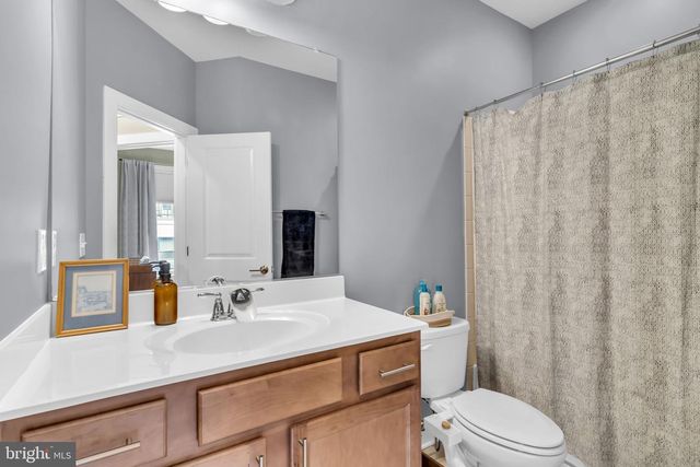 423 NOTTOWAY WALK, Alexandria, VA 22304
