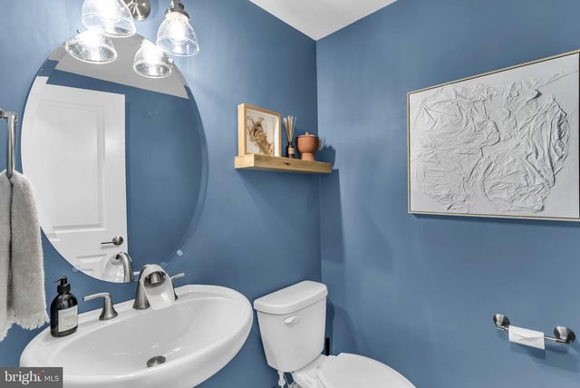 423 NOTTOWAY WALK, Alexandria, VA 22304
