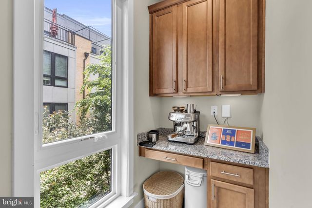 423 NOTTOWAY WALK, Alexandria, VA 22304