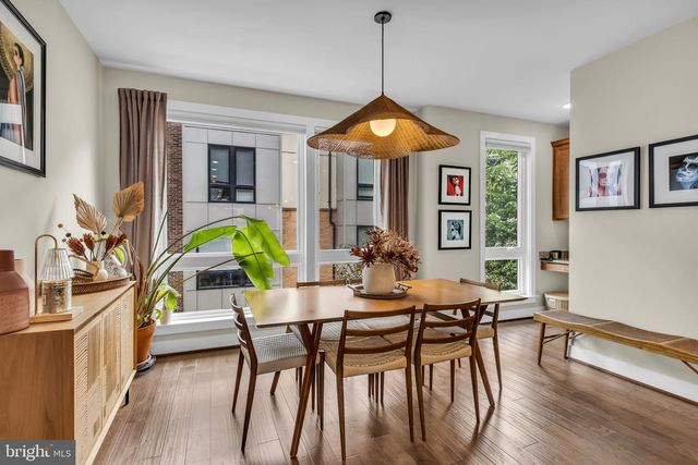 423 NOTTOWAY WALK, Alexandria, VA 22304