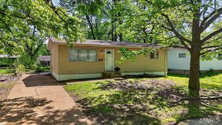 272 Elmdale Drive, Ferguson, MO 63135