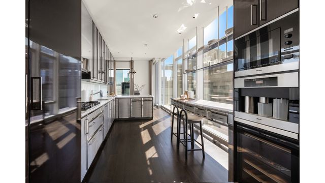 20 W 53RD Street PH43, New York City, NY 10019