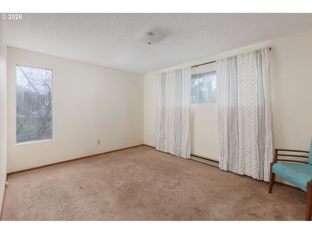 -1 Ne DOUGLAS St, Newport, OR 97365