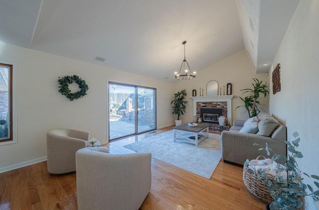 1527 Atherton Way, Salinas, CA 93906