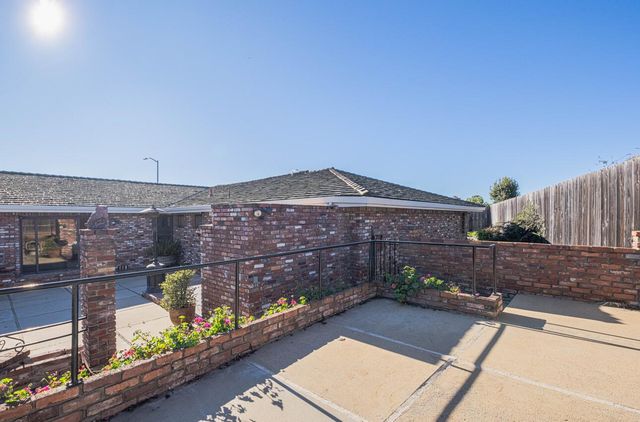 1527 Atherton Way, Salinas, CA 93906