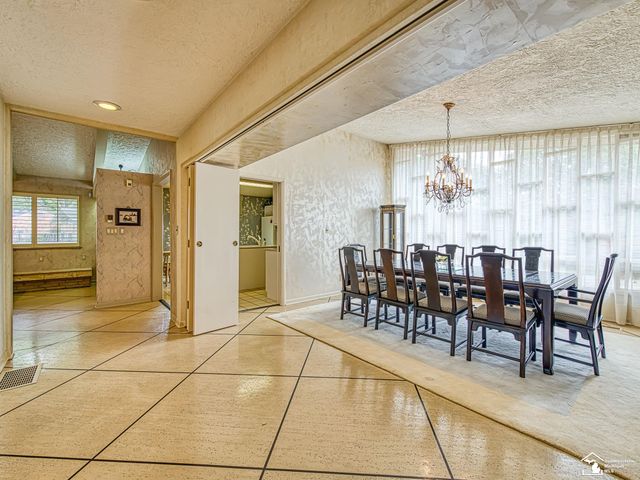 1605 Arbor Avenue, Monroe, MI 48162