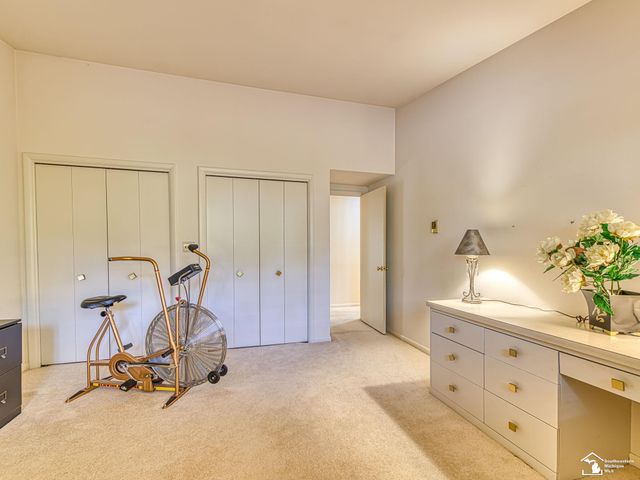 1605 Arbor Avenue, Monroe, MI 48162