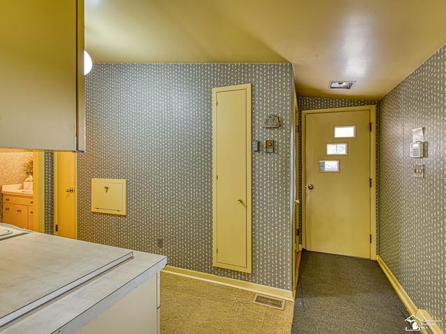 1605 Arbor Avenue, Monroe, MI 48162