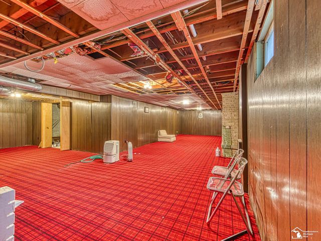 1605 Arbor Avenue, Monroe, MI 48162