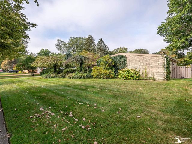 1605 Arbor Avenue, Monroe, MI 48162