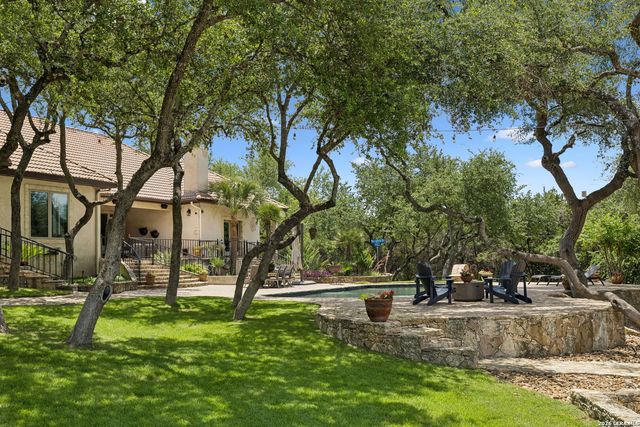 318 Hyacinth Ln, San Antonio, TX 78260
