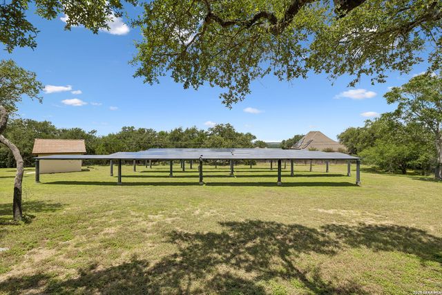 318 Hyacinth Ln, San Antonio, TX 78260