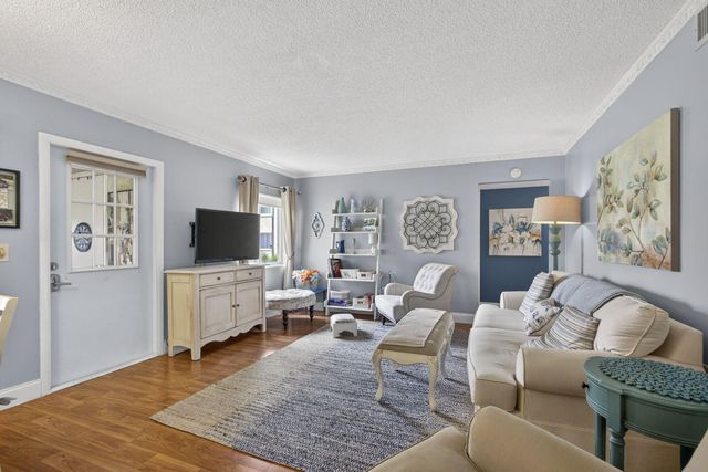 327 Pine Ridge Circle A-1, Greenacres, FL 33463