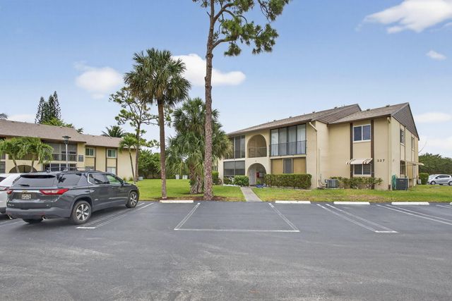 327 Pine Ridge Circle A-1, Greenacres, FL 33463