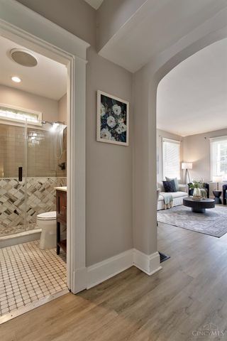 7228 Plainfield Road, Deer Park, OH 45236