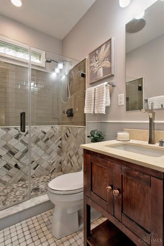 7228 Plainfield Road, Deer Park, OH 45236