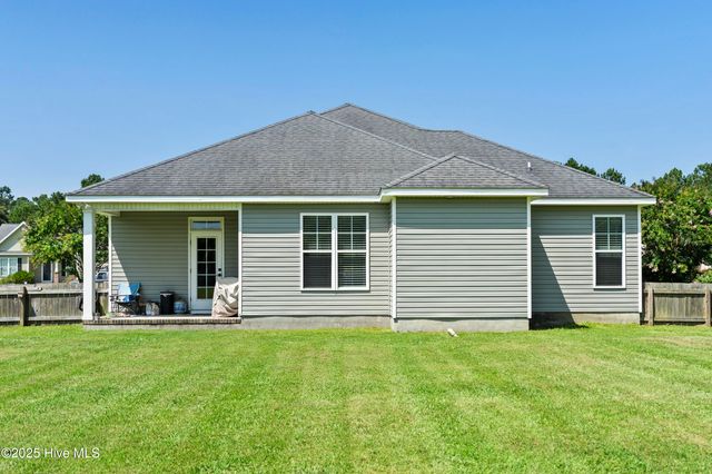 106 Neptune Court, Havelock, NC 28532