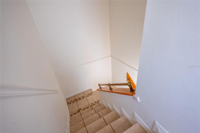 6860 WHITMAN COURT 32B, Sarasota, FL 34243