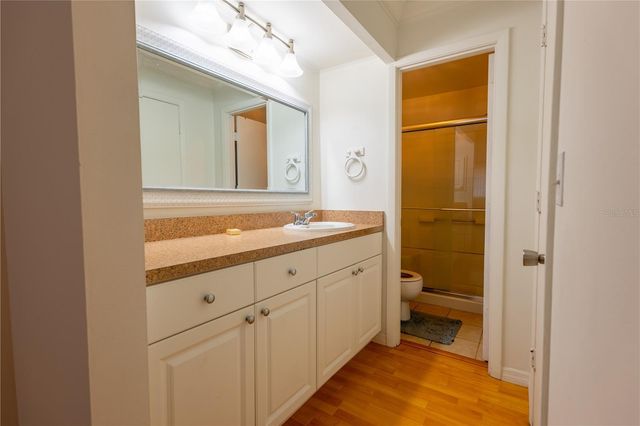 6860 WHITMAN COURT 32B, Sarasota, FL 34243