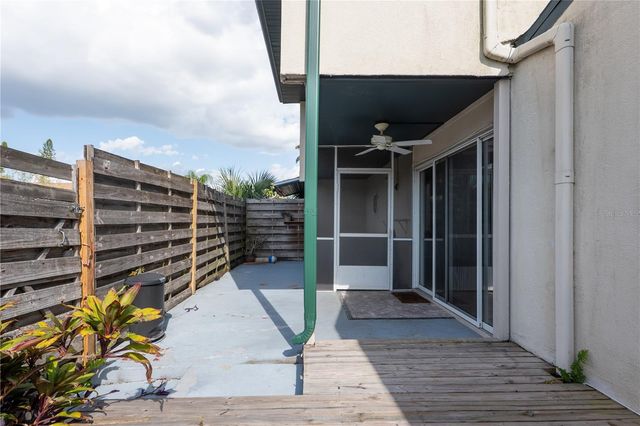 6860 WHITMAN COURT 32B, Sarasota, FL 34243